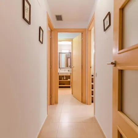 Sa Boadella Con Piscina Y Garaje Close To The 公寓